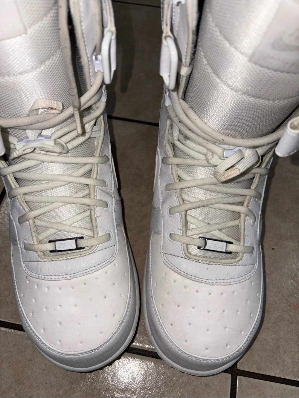 Nike zoom Force 1 size 13 snowboard White High-Top Snow/Sport Boots